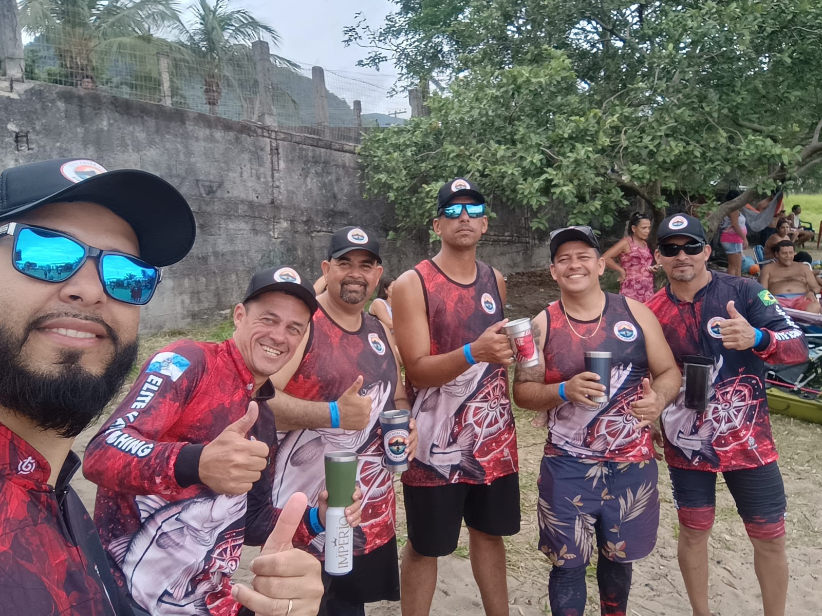 Família elite sempre representando